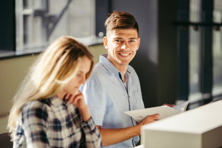 Découvrez comment financer sa formation en tant que demandeur d'emploi grâce aux conseils d'Eddwin